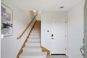 125 Fairchild Dr, Mountain View, CA 94043 - Photo 5