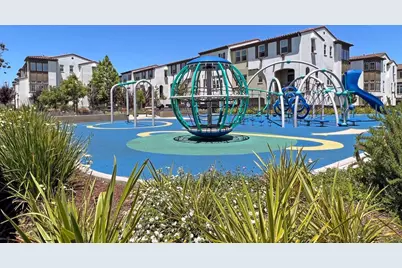 125 Fairchild Dr, Mountain View, CA 94043 - Photo 37