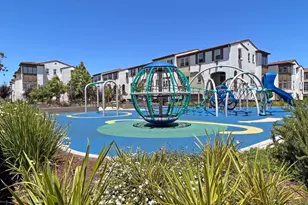 125 Fairchild Dr, Mountain View, CA 94043 - Photo 37