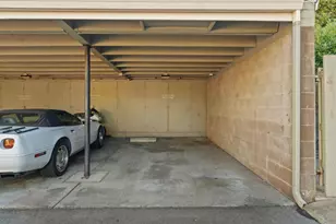 4000 Farm Hill Blvd 204, Redwood City, CA 94061 - Photo 25