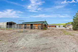 560 Tevis Trail, Hollister, CA 95023 - Photo 59