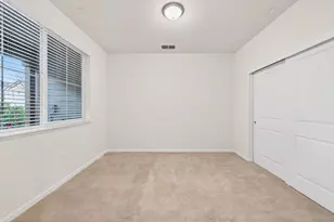 890 White Moonstone Loop, San Jose, CA 95123 - Photo 9