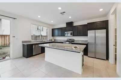 5465 Guenoc Valley Ln, Antioch, CA 94531 - Photo 23