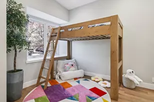 2200 St Francis Dr, Palo Alto, CA 94303 - Photo 59