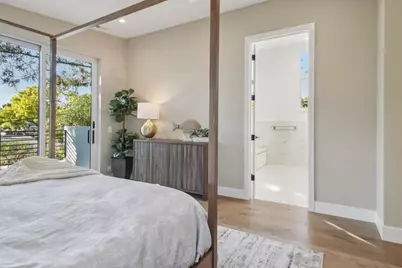 2200 Saint Francis Dr, Palo Alto, CA 94303 - Photo 75