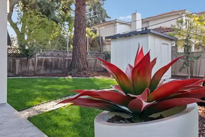 2200 Saint Francis Dr, Palo Alto, CA 94303 - Photo 49