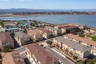 31 Bremerton Cir, Redwood Shores, CA 94065 - Photo 3