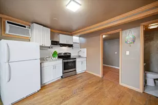 31 Northumberland Ave, Redwood City, CA 94063 - Photo 25