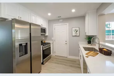 18407 Rainier Ave, Hayward, CA 94541 - Photo 9