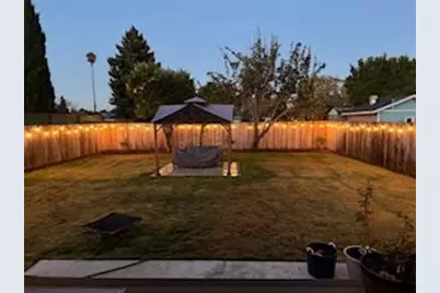 18407 Rainier Ave, Hayward, CA 94541 - Photo 21