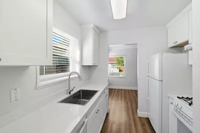 704-718 Broadway, Santa Cruz, CA 95062 - Photo 11