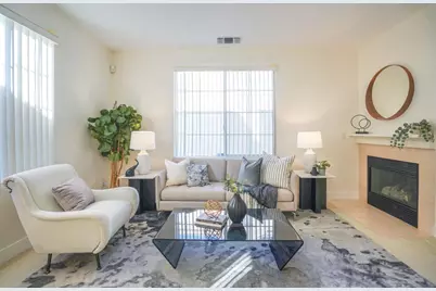 2299 Woodset Dr, San Jose, CA 95116 - Photo 5