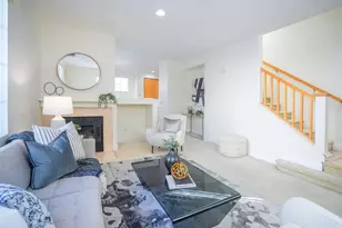 2299 Woodset Dr, San Jose, CA 95116 - Photo 7