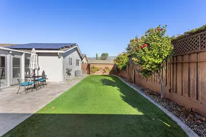 1012 Wilsham Dr, San Jose, CA 95132 - Photo 37