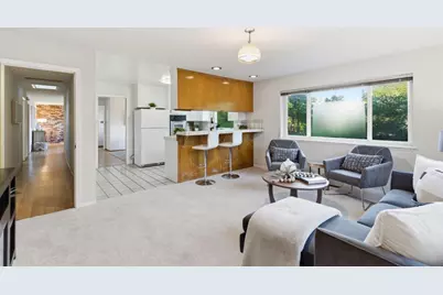 75 Coronado Ave, San Carlos, CA 94070 - Photo 9