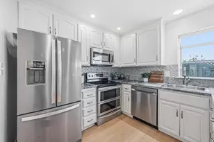 802 Magellan Ln, Foster City, CA 94404 - Photo 11