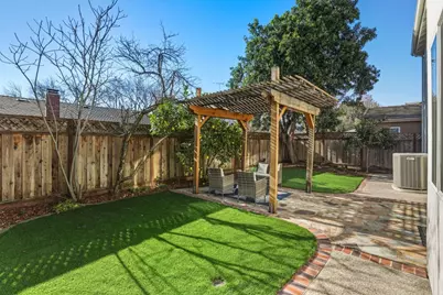 368 Huckleberry Dr, San Jose, CA 95123 - Photo 23