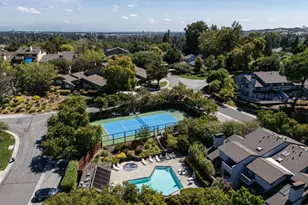 2 Hallmark Cir, Menlo Park, CA 94025 - Photo 33