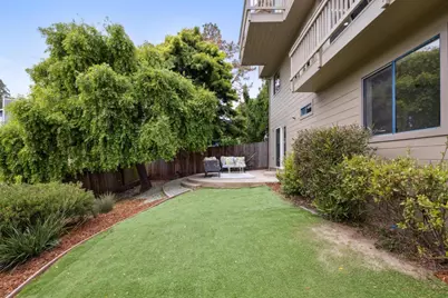 389 Avenue Granada, El Granada, CA 94018 - Photo 45