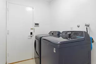 2712 Hallmark Dr, Belmont, CA 94002 - Photo 25