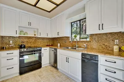 425 N El Camino Real 203, San Mateo, CA 94401 - Photo 17