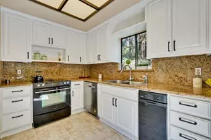 425 N El Camino Real 203, San Mateo, CA 94401 - Photo 17