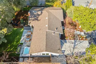 1395 Delfino Way, Menlo Park, CA 94025 - Photo 37