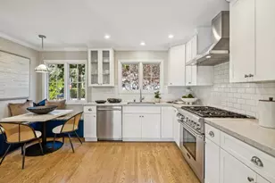 1395 Delfino Way, Menlo Park, CA 94025 - Photo 13