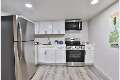 401 N 13th St, San Jose, CA 95112 - Photo 23