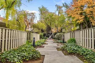 1070 Mercedes Ave 24, Los Altos, CA 94022 - Photo 35