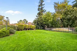 1070 Mercedes Ave 24, Los Altos, CA 94022 - Photo 33