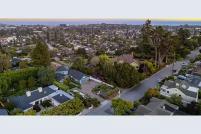 1212 Laurent St, Santa Cruz, CA 95060 - Photo 11