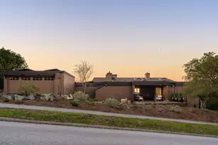 2 Horseshoe Bend, Portola Valley, CA 94028 - Photo 3