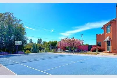 17035 Bohlman Rd, Saratoga, CA 95070 - Photo 3