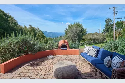 17035 Bohlman Rd, Saratoga, CA 95070 - Photo 25