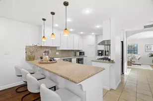 1061 Shamrock Dr, Campbell, CA 95008 - Photo 7