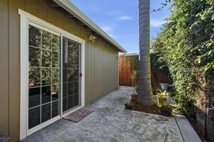 1061 Shamrock Dr, Campbell, CA 95008 - Photo 35