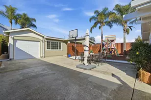 1061 Shamrock Dr, Campbell, CA 95008 - Photo 23