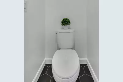 889 McLellan Dr 210, South San Francisco, CA 94080 - Photo 43