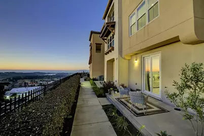 2001 Ocean View Ct D, Daly City, CA 94014 - Photo 1