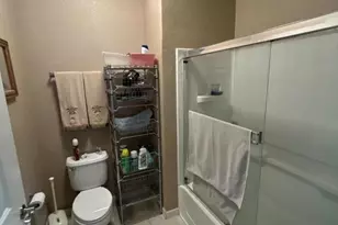 427 W Laurel Dr A, Salinas, CA 93906 - Photo 11