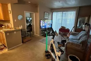 427 W Laurel Dr A, Salinas, CA 93906 - Photo 9