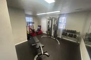 427 W Laurel Dr A, Salinas, CA 93906 - Photo 25