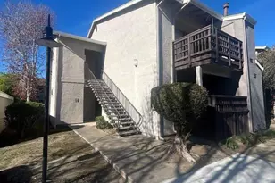 427 W Laurel Dr A, Salinas, CA 93906 - Photo 3