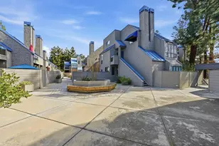 1031 Foxchase Dr, San Jose, CA 95123 - Photo 27