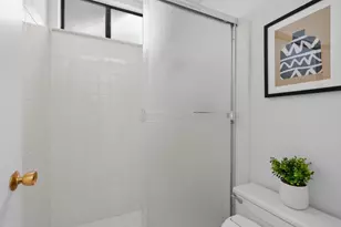 905 W Middlefield Rd 982, Mountain View, CA 94043 - Photo 17