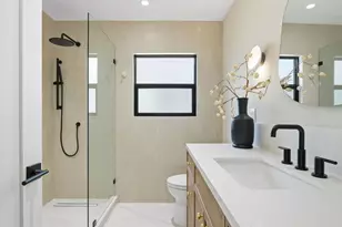 371 E Oakwood Blvd, Redwood City, CA 94061 - Photo 33