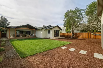 371 E Oakwood Blvd, Redwood City, CA 94061 - Photo 45