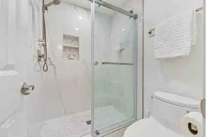 2598 Mabury Sq, San Jose, CA 95133 - Photo 19