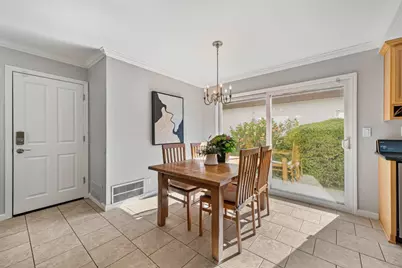 2598 Mabury Sq, San Jose, CA 95133 - Photo 9